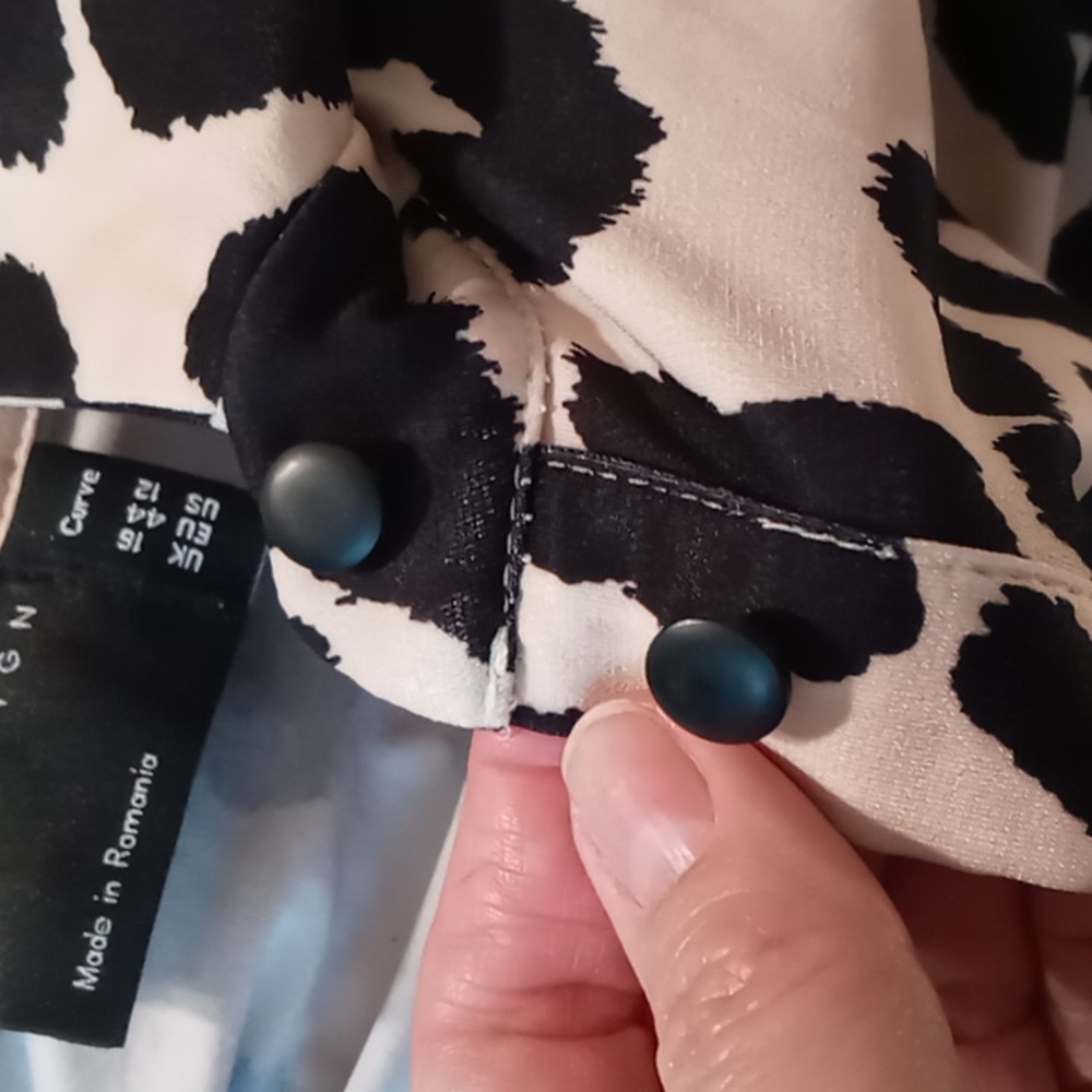 Asos Design Curve Brand Maxi Dress - Picture 10 of 13